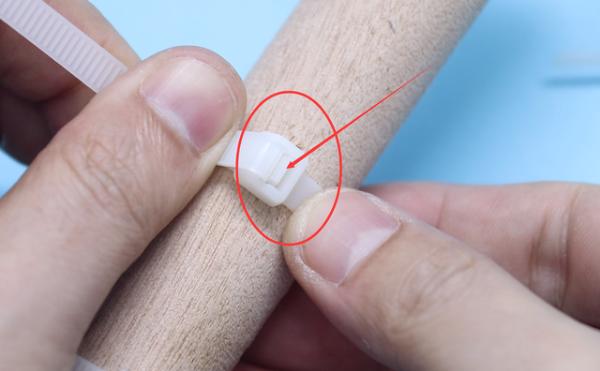 扎帶怎么解開？簡單一招解開！