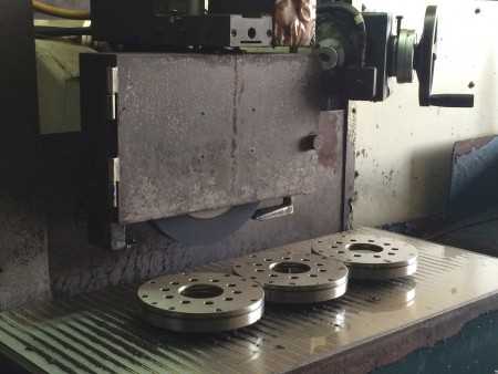 冷擠壓鈦粉凸模用什么材料